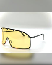 Load image into Gallery viewer, Ari (Yellow)
